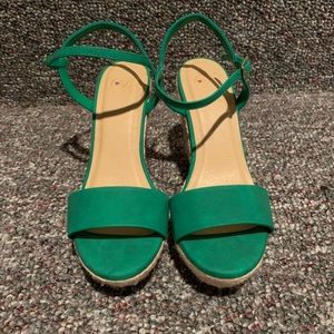 emerald green wedges